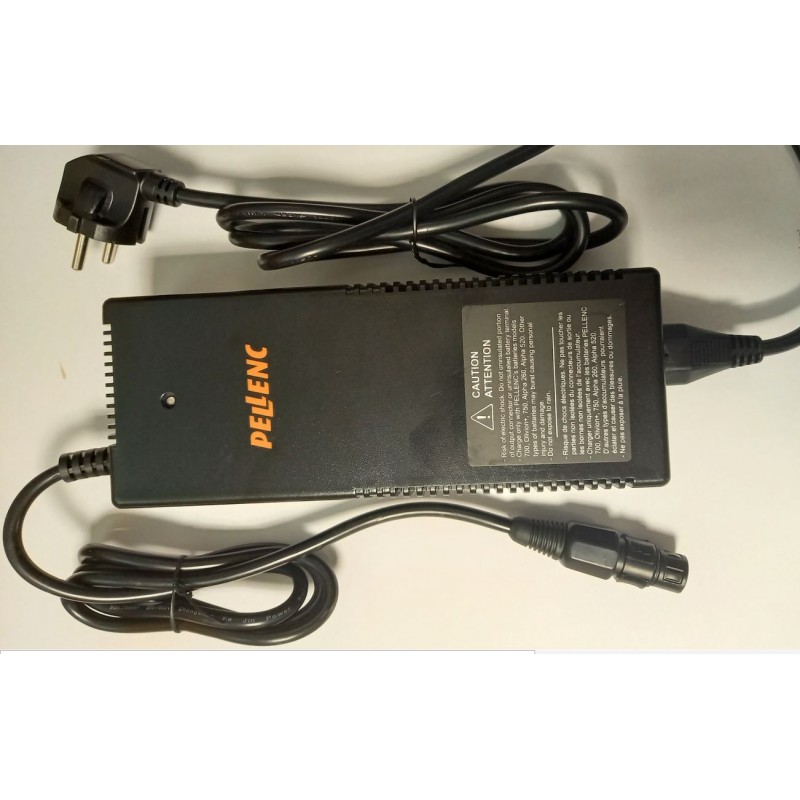 CHARGEUR 2,2 A POUR BATTERIE ALPHA CHARGEUR 2,2 A POUR BATTERIE ALPHA